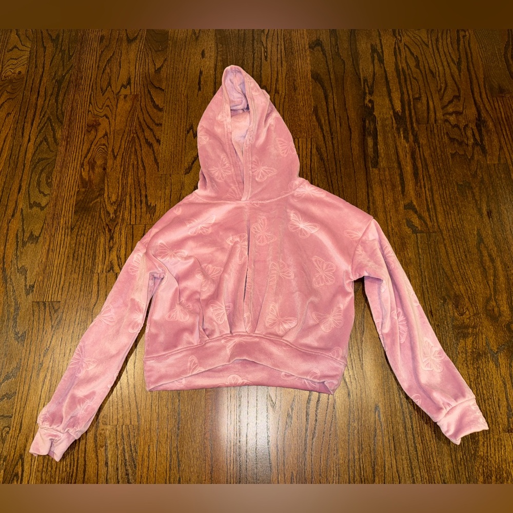 Girls super soft sweater with hood size 7 small by SO Pink Hooded Sweatshirt